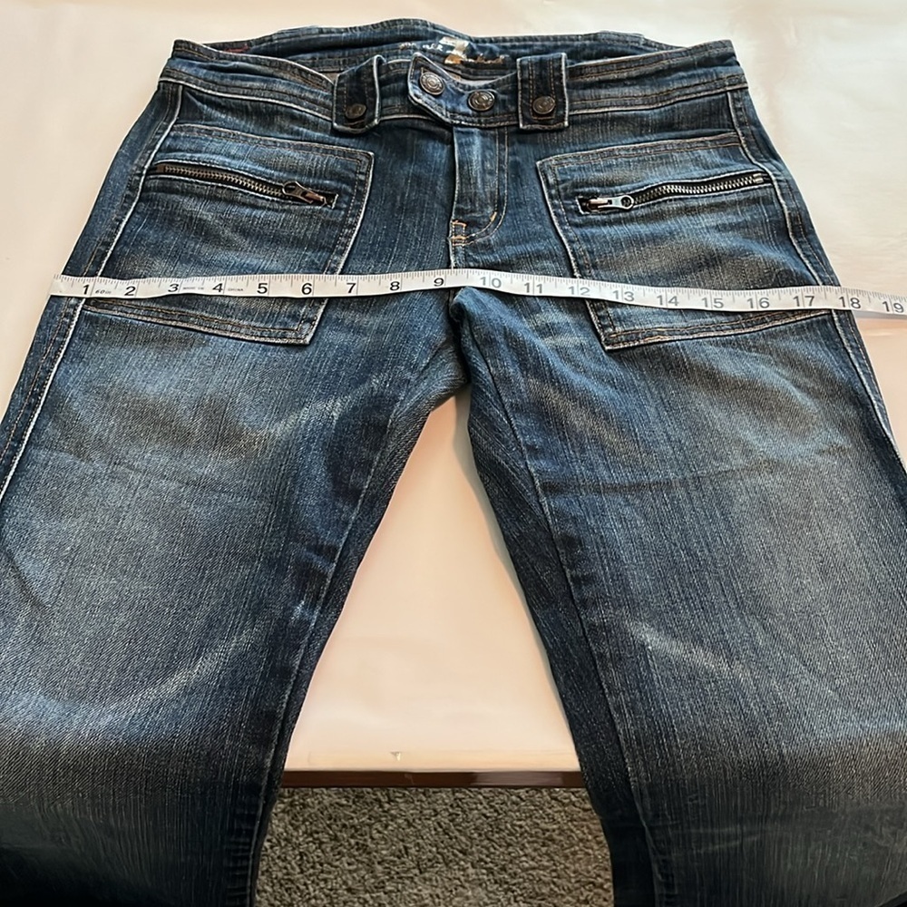 7 For All Mankind Bootcut Mid Rise
Size 27 - Picture 5 of 16